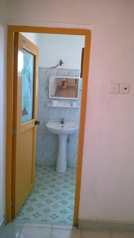 Private Beach House In Mirissa Bagian luar foto